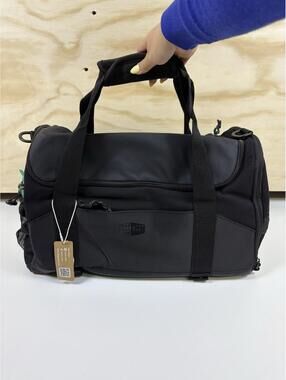 BAGSMART Gym Duffel Bag Weekender Travel Carry On Shoe Yoga Mat Black NWT